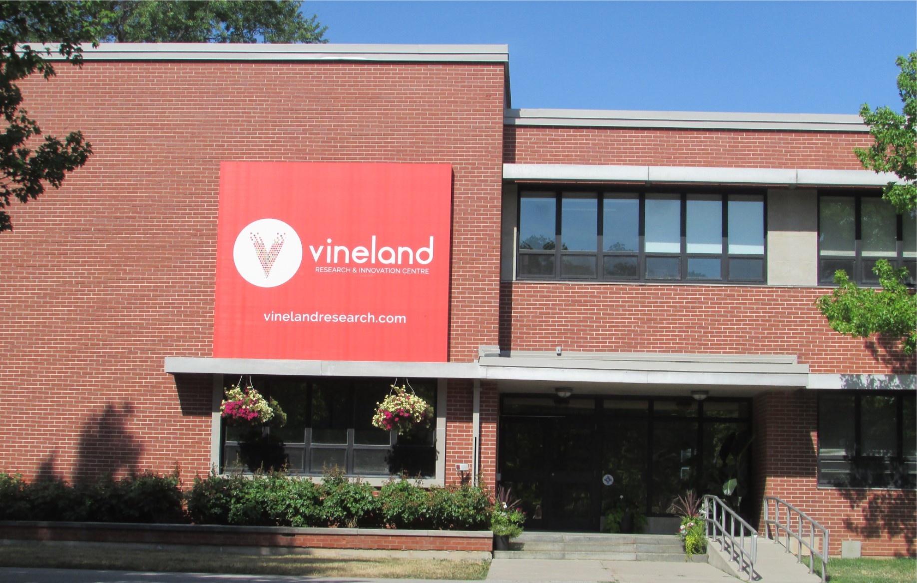 Road Table Road Trip: about Vineland - Vineland Research and Innovation ...